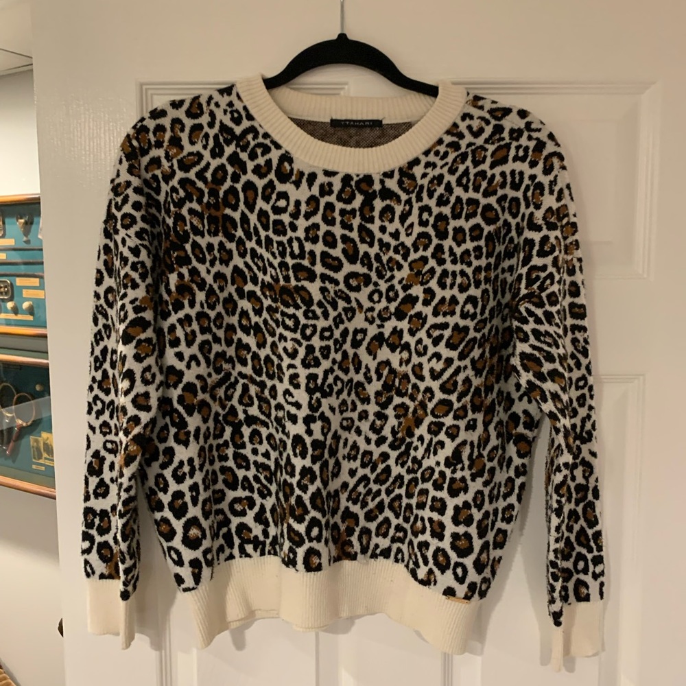leopard print sweater